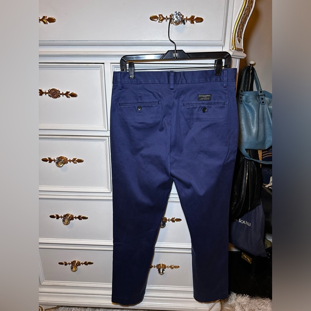Banana Republic ‘Aiden Chino’ in ‘Magical Blue’ Size 31x30 - Picture 16 of 17